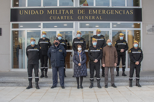 La ministra de Defensa, Margarita Robles, se ha desplazado hoy hasta el Cuartel General de la Unidad Militar de Emergencias