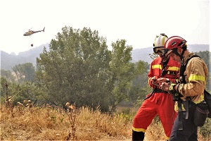 Coordinación de efectivos de Bombers y de la UME en los incendios forestales de Lleida