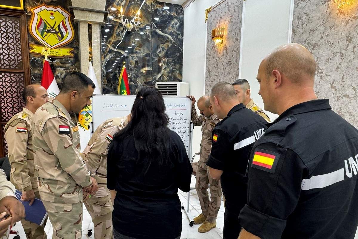 Los tres oficiales y el suboficial se encargarán de instruir a los militares iraquíes en los diferentes tipos de riesgos