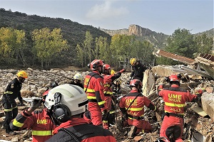 Acciones de búsqueda y rescate de posibles víctimas a cargo del equipo de búsqueda y rescate urbano (USAR) del Tercer Batallón