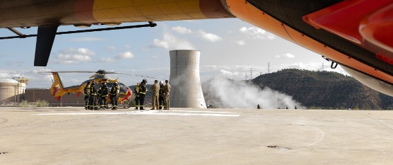 La Unidad Militar de Emergencias participa en un ejercicio conjunto de entrenamiento en la central nuclear Ascó