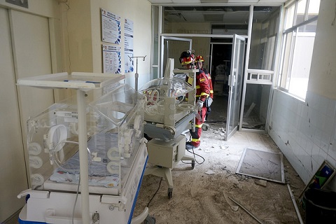 El contingente de rescate espa&ntilde;ol desplegado en Ecuador ha logrado recuperar 105 equipos especializados del Hospital General de Chone