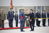 El general Gimeno ha recibido la Medalla de Oro al Mérito de la Protección Civil y ha sido el propio director general de Protección Civil y Emergencias quien le ha impuesto este reconocimiento