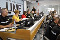 General Segundo Jefe de la UME, Manuel Gimeno ha informado a la Ministra de que la prioridad de la Unidad es la seguridad en las intervenciones