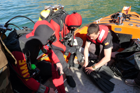 Valorar el grado de adiestramiento y el nivel operativo de los buceadores es el objetivo principal de este ejercicio