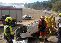 En un ambiente muy realista, ambientado con figurantes reales, muñecos, humos, gases y gritos de dolor y sufrimiento simulados.