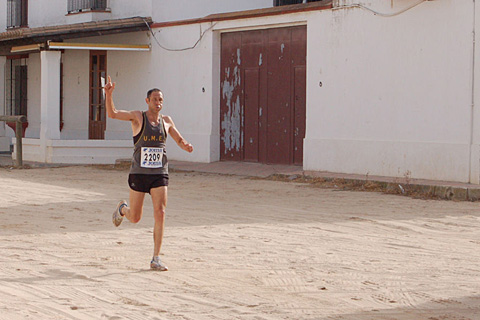 Result&oacute; ganador en la clasificaci&oacute;n absoluta del Trofeo y primero de la carrera de las Tres Leguas, con un tiempo de 0:58:40.