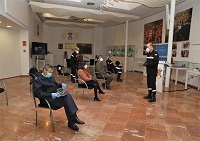 La titular de Defensa ha estado acompañada por el jefe de Estado Mayor de la Defensa, General del Aire Miguel Ángel Villaroya.