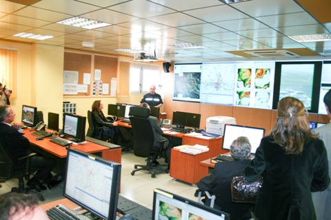 Visita  de la Delegada y Subdelegados del Gobierno al COB