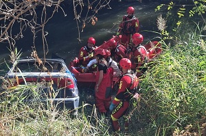 Los participantes presenciaron una demostración de capacidades de la UME en catástrofes con víctimas múltiples a cargo del Primer Batallón de Intervención en Emergencias y del Regimiento de Apoyo e Intervención en Emergencias