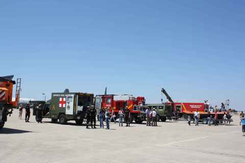 El BIEM IV particip&oacute; en la jornada de puertas abiertas que se celebr&oacute; en la Base A&eacute;rea de Zaragoza y en el solemne acto de izado de la Bandera en el Paseo de la Independencia.