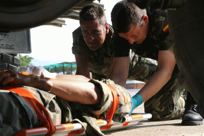 Los alumnos asistentes al CBE deben superar varios módulos de formación en diferente tipo de emergencias.