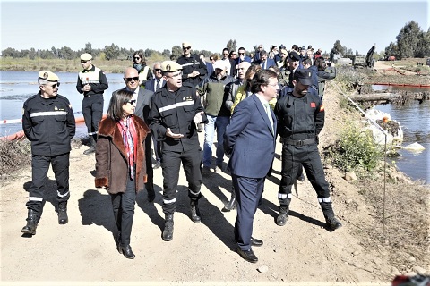 La Ministra de Defensa acompa&ntilde;ada por el presidente de la Junta Extremadura, Guillermo Fern&aacute;ndez Vara, ha visitado al dispositivo UME