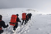 Y aprovechando las primeras nieves y el periodo estival, todos los Batallones han compartido diversas actividades de preparación física en las diferentes sierras españolas