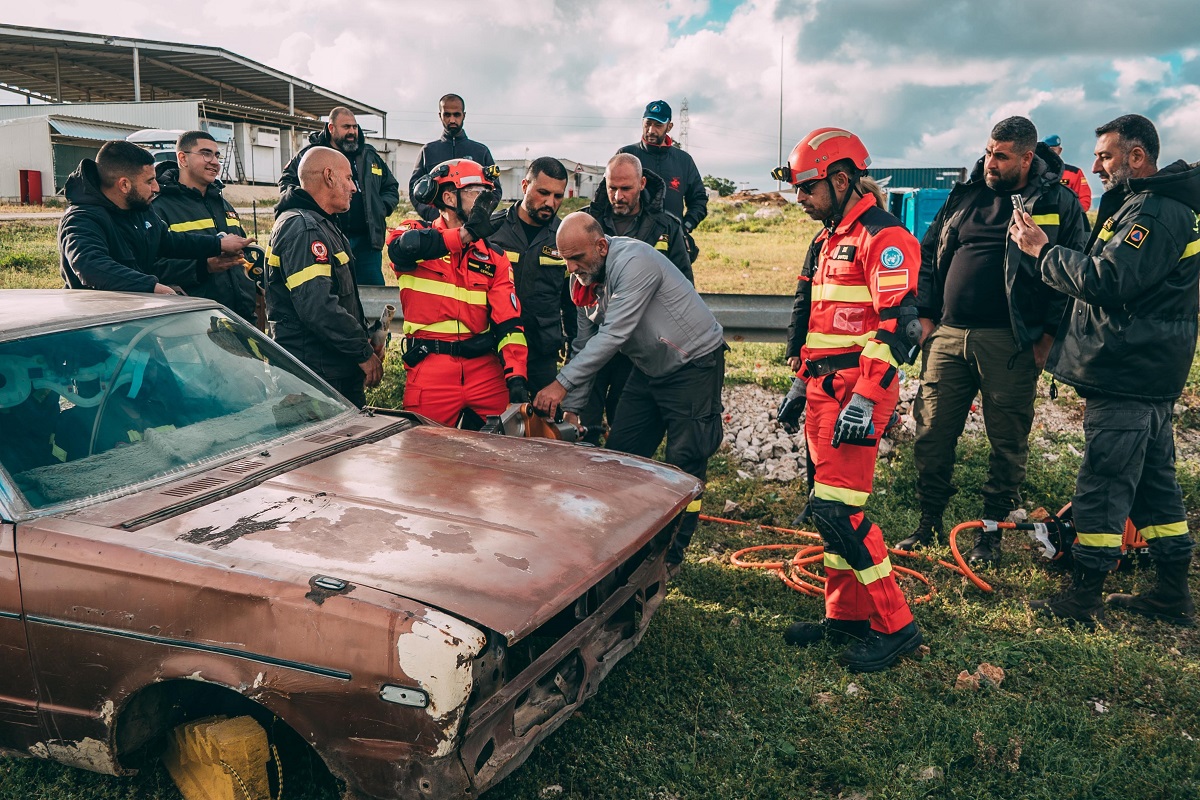 Espa&ntilde;a apoya a la estructura de protecci&oacute;n civil libanesa en la mejora de su instrucci&oacute;n y, por ende, en la cooperaci&oacute;n con las autoridades locales en el incremento de la seguridad de la poblaci&oacute;n civil.