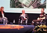 Carmen Martín, de la Cruz Roja Española y el comandante Sergio del Hoyo en la mesa redonda “Intervención en la Emergencia”