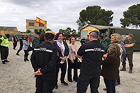 La delegada del Gobierno en Extremadura, la Consejera de Agricultura y Medioambiente de la Junta de Extremadura, la subdelegada del Gobierno en Badajoz y la Directora General de Emergencias y Protección Civil de la Junta de Extremadura , junto con otras autoridades se interesaron por el desarrollo del ejercicio.