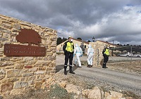 Militares de la UME se dirigen a una residencia de ancianos para llevar a cabo la desinfección de la misma