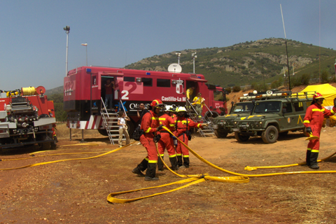 Personal del primer Batall&oacute;n durante el simulacro de incendio forestal.