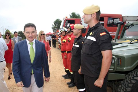 El Conseller de Gobernaci&oacute;n de la Generalitat Valenciana present&oacute; el Plan Especial de Prevenci&oacute;n y Extinci&oacute;n de Incendios Forestales de 2011