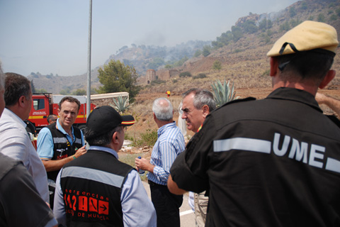 Responsables de la Emergencia en el incendio de Atamar&iacute;a.