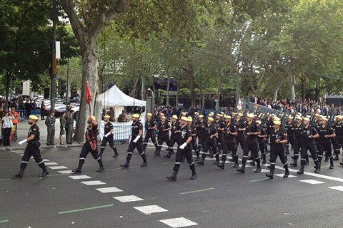 Componentes del primer Batall&oacute;n  durante el desfile