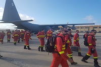 El despliegue inicial de efectivos se ha realizado desde el propio archipiélago, donde se encuentran ubicadas las bases de la Unidad de Intervención en Emergencias Naturales de Canarias