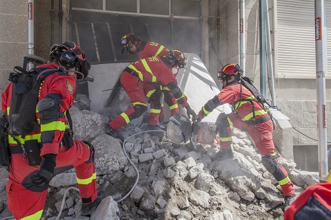 Los equipos USAR de la Unidad Militar de Emergencias han trabajado en escenarios muy parecidos a los que se podr&iacute;an encontrar en un caso real