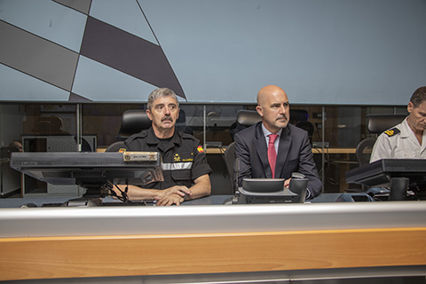 El subsecretario de Estado de Defensa, Alejo de la Torre de la Calle, en el JOC del Cuartel General