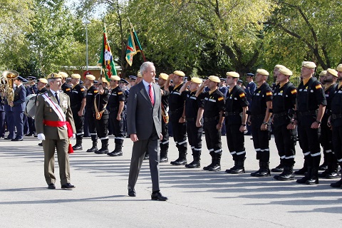 El ministro de Defensa Pedro Moren&eacute;s, presidi&oacute; el acto militar celebrado en la Base Aerea de Torrej&oacute;n