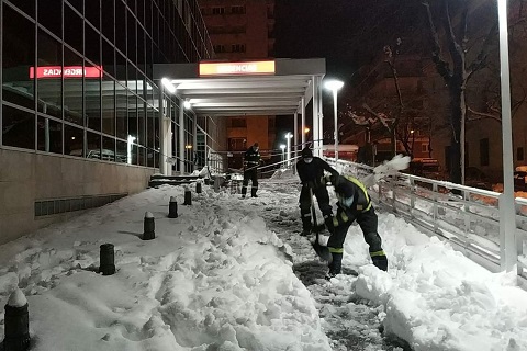 Apertura de los accesos a los servicios de urgencias de un centro hospitalario