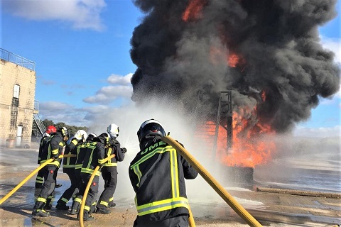 El objetivo de estos ejercicios es el adiestramiento del GIETMA para una intervenci&oacute;n en emergencias provocadas por riesgos tecnol&oacute;gicos y medioambientales