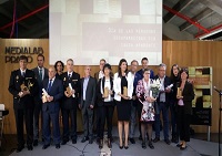 Foto de familia tras la finalización del acto de entrega de los premios