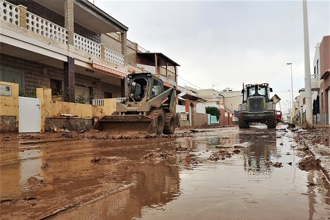 Trabajos de limpieza y apertura de viuales