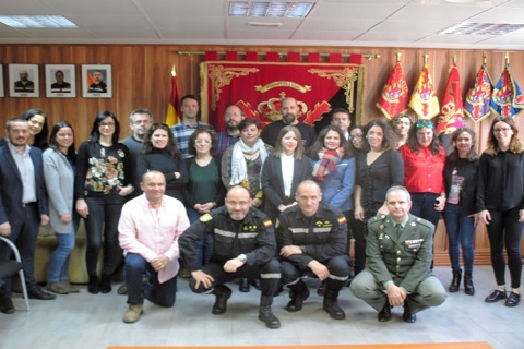 Estas charlas nos ayudan a tener un mayor conocimiento de la realidad de estos colectivos