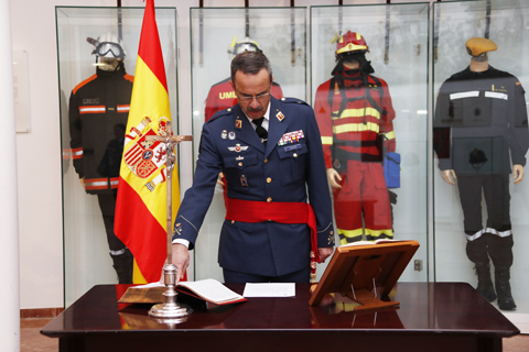 EL general Gimeno jur&oacute; su cargo en la Sala Hist&oacute;rica del Cuartel General de la UME