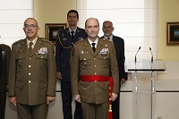 El Jefe de la UME, el teniente general Meijide, junto al Jefe del Estado Mayor de la Defensa, general de Ejército Alejandre