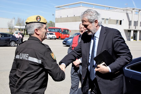 El Comisario Stylianides fue recibido por el general Alca&ntilde;iz,que lo acompa&ntilde;&oacute; durante su estancia en la UME