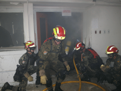 Personal del Batall&oacute;n I en el simulacro de emergencia s&iacute;smica en Torrej&oacute;n de Ardoz.