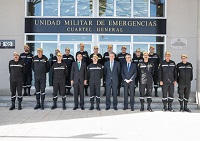 Foto de familia tras la firma de convenio entre la UME e Iberdrola