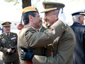Saludo del general Muro a su antecesor, general Roldán