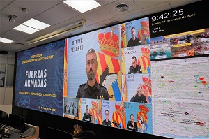 Robles mantuvo una videoconfernecia con todos los jefes de las distintras unidades de la UME