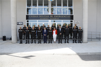 Foto de Familia. CORREOS y UME comparten hoy su vocación de servicio público incluso ante la adversidad.