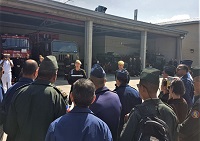 La visita ha conocido, de manos del comandante Vicente Franco, la composición y capacidades de un elemento de 1ª Intervención de la UME en configuración de LCIF