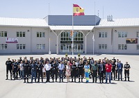 Foto de familia tras la clausura del Seminario