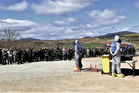 En otro de los escenarios se recreo un incidente en que tuvo que actuar, entre otros, personal del GIETMA