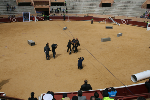 El Equipo cinológico del I Batallón de Intervención en Emergencias (BIEM I) participó en las II Jornadas Policiales y Militares de Guías Caninos.