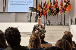 Durante la jornada, tuvieron ocasión de asistir a dos conferencias impartidas en el Auditorio General Montiano