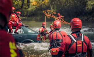 Con un alto nivel de exigencia tanto f&iacute;sica como t&eacute;cnica, el curso tiene como objetivo capacitar a los participantes con los m&aacute;s altos est&aacute;ndares en materia de rescate en entornos acu&aacute;ticos.