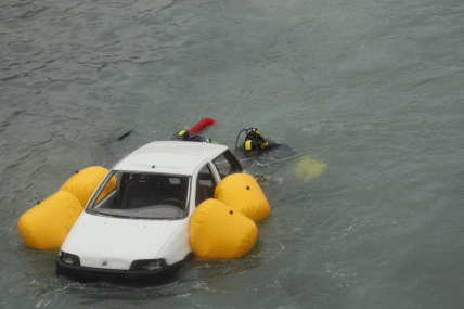 El ejercicio, relacionado con una emergencia por fenómenos meteorológicos adversos, se desarrolló en diferentes escenarios de la isla de Menorca.